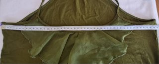 Top fluido verde caqui 100% viscosa volantes T.M/L