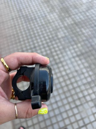 Timbre de bicicleta negro