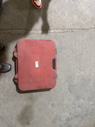 Extractor de rótulas y juntas