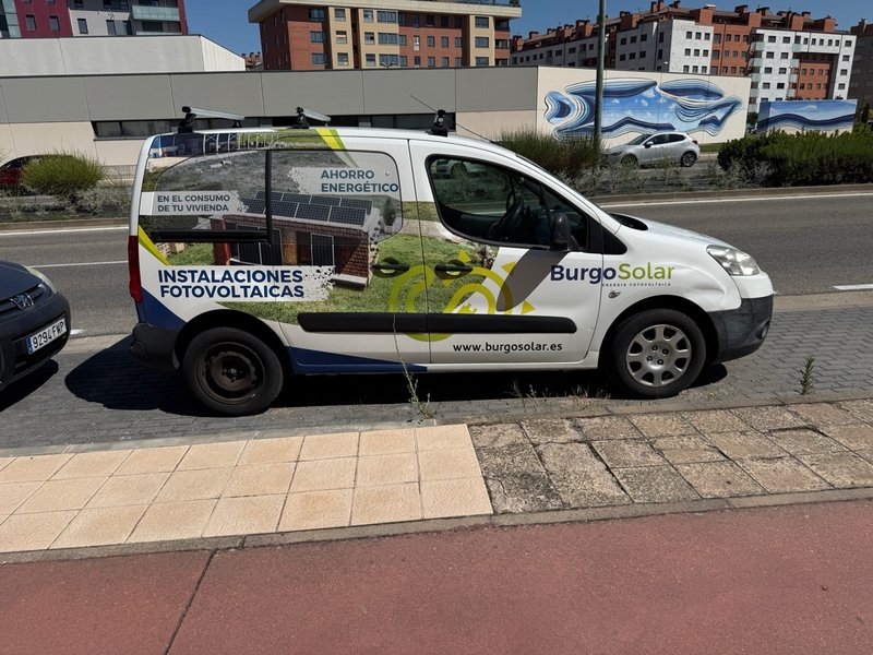 Peugeot Partner 2011 - foto 1