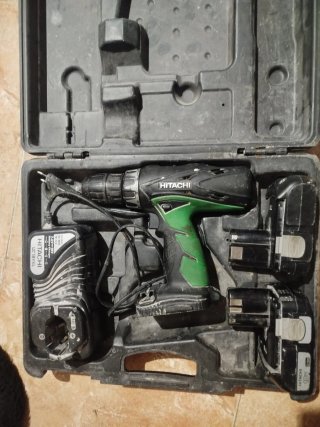 2 Taladros Hitachi Maletín