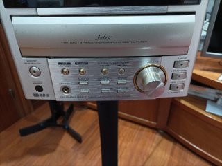 Amplificador TEAC CR-H130 Plata