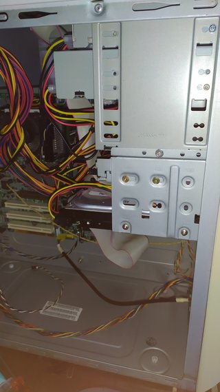 Acer Veriton 7600G Desktop PC