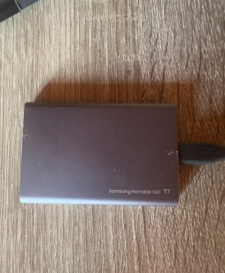 Disco Duro Externo SSD Samsung T7 2TB Gris