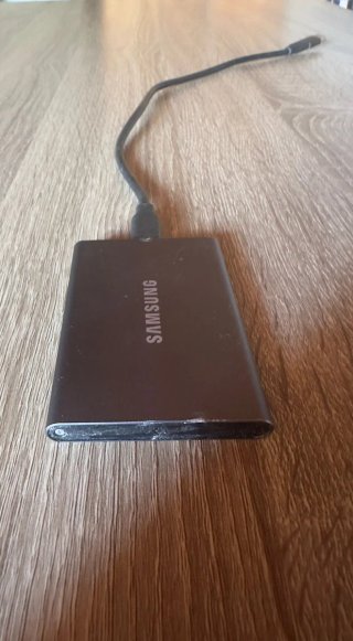 Disco Duro Externo SSD Samsung T7 2TB Gris