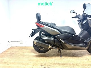 YAMAHA XMAX 400 (ESCAPE SPARK) (ENTREGA ESCAPE DE SERIE)