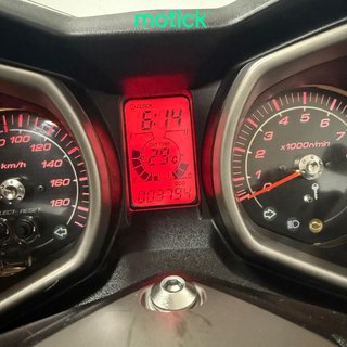 YAMAHA XMAX 400 (ESCAPE SPARK) (ENTREGA ESCAPE DE SERIE)