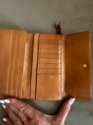 GUESS, DKNY, LUPO. 4 BILLETEROS Y MONEDERO. MUJER