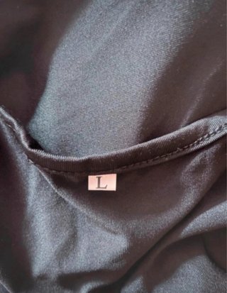 Abito floreale nero e rosa