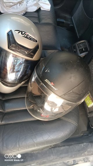 2 Cascos Moto Nitro y Scotland