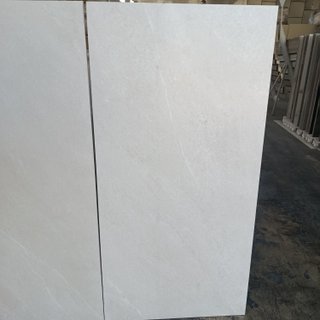 Lote de 65m2 azulejo imitación piedra gris 60x120