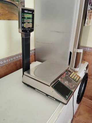 Báscula Electrónica N.B.C.