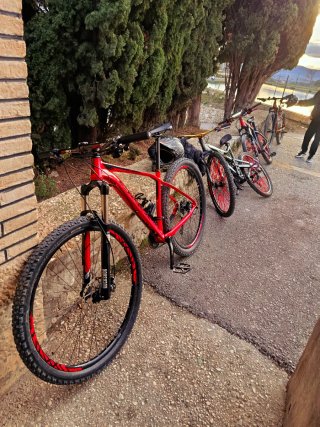 Bicicleta MTB Roja
