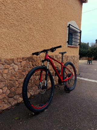 Bicicleta MTB Roja