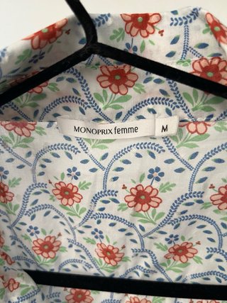 Camiseta larga estampada. Nueva sin etiqueta.