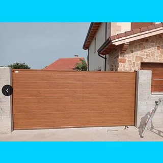 Puertas Seccionales Automáticas Granada