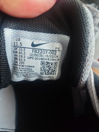 NIKE REVOLUTION 7 TALLA 42