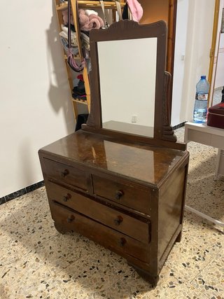 Mueble Tocador antiguo de madera con espejo