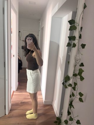 Falda blanca de verano