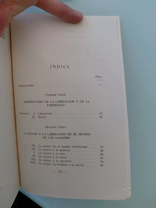 Mujer, liberación y destino : un nuevo enfoque sob