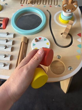Mesa de actividades de madera para bebés