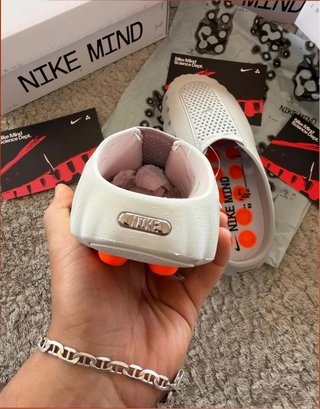 Nike Mind Talla 44 Gris/Naranja