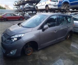Renault Scenic Iii 1.5 dCi Diesel FAP (110 CV / 8