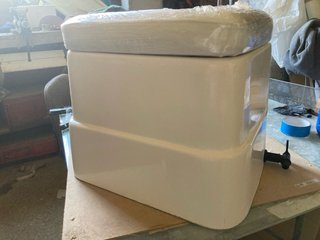 Asiento vivero blanco