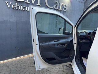 Opel Combo Cargo 1.5 Diesel L 650kg 75 kW (102 CV)