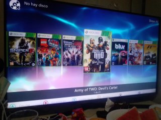 Xbox 360 Slim Negra + Accesorios