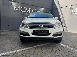 Ssangyong Rexton 200 e-Xdi 4x2 Premium Aut 114 kW (155 CV)