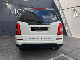 Ssangyong Rexton 200 e-Xdi 4x2 Premium Aut 114 kW (155 CV)