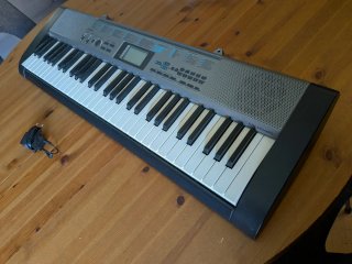 Teclado Casio CTK-1300ES
