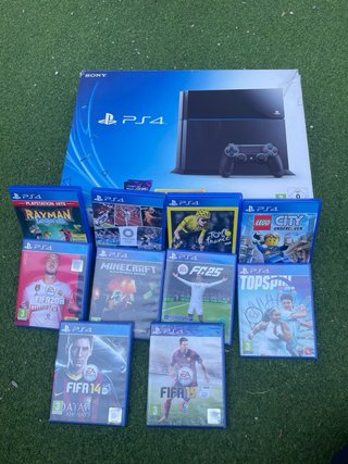 PS4 (PlayStation 4) + 2 Mandos + 11 Juegos