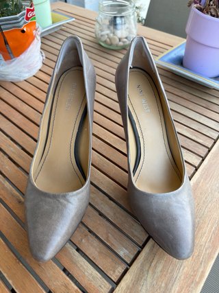 Zapatos de tacón grises talla 39