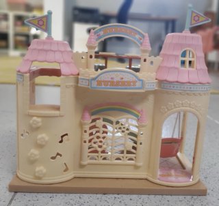Guardería del Castillo Sylvanian Families