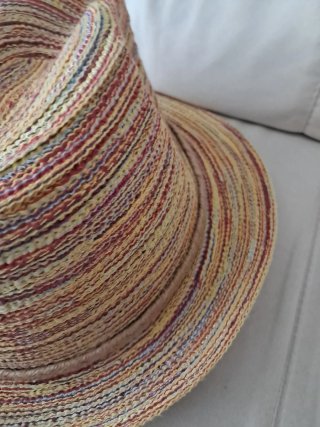 Sombrero simula  paja multicolor
