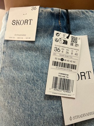 Falda-pantalón vaquera Stradivarius azul claro T.3