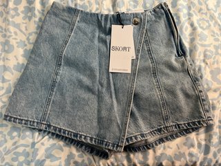 Falda-pantalón vaquera Stradivarius azul claro T.3