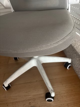 Silla de escritorio ergonómica con refuerzo lumbar