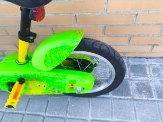 Bicicleta infantil 14" dino decatlhon.