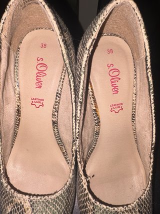 Zapatos de tacón s.Oliver beige y verde