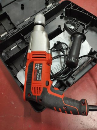 Taladro percutor Black & Decker