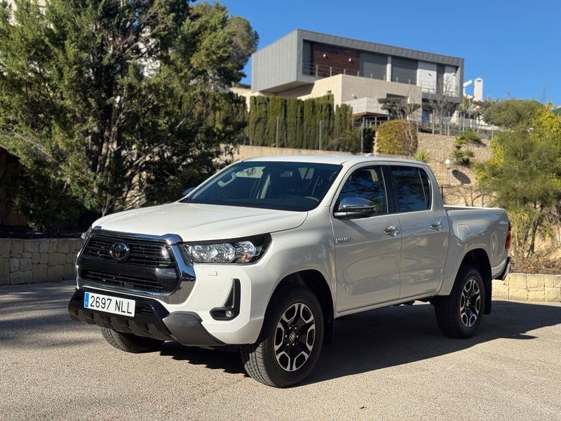 Toyota Hilux 2026 - foto 1