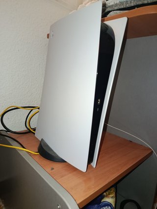 Consola PS5 + 3 Juegos