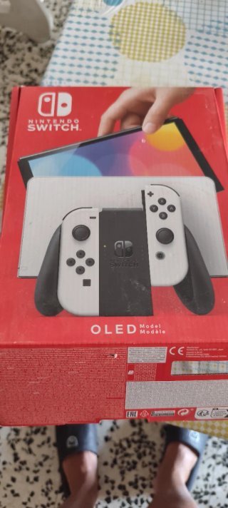 Nintendo Switch OLED Blanca con mando extra