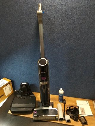 Eureka NEW630 Aspiradora Fregadora 21600Pa