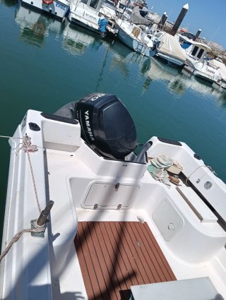 Barco Open 5.50 con Yamaha 80 CV y pantalan