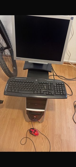 Ordenador Sobremesa y Monitor BenQ
