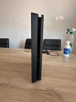 PS4 (PlayStation 4) Negra